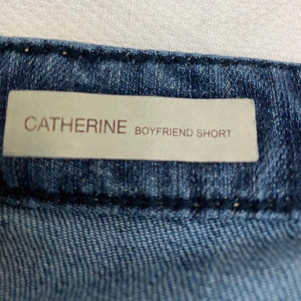 Kut from the Kloth Catherine Boyfriend Short Sz 2 - Picture 4 of 8